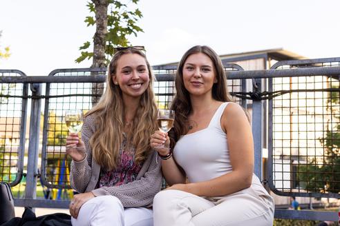 Bild von Lernende bis Legenden: Am Sommerfest feiern alle gemeinsam