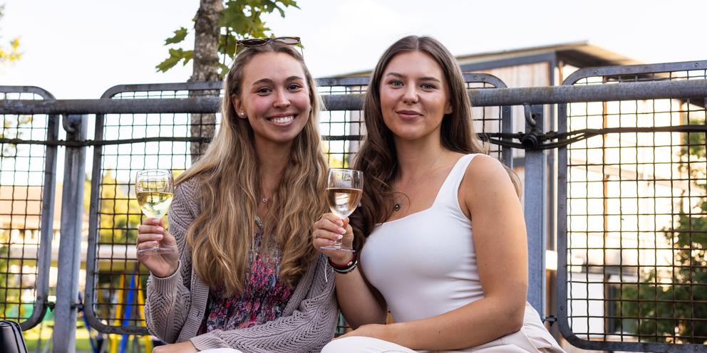 Bild von Lernende bis Legenden: Am Sommerfest feiern alle gemeinsam