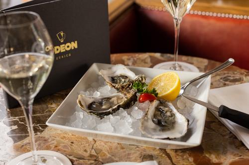 Breakfast, brunch and lunch & drinks | ODEON